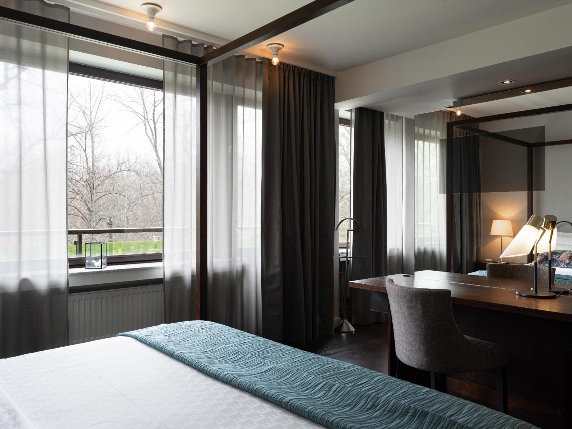 Elite Eden Park 4*